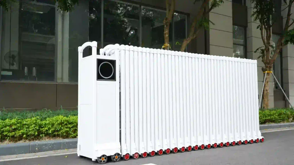 automatic-retractable-gate-real-photo-01